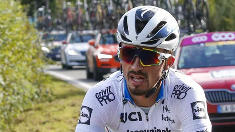 Julian Alaphillippe é o campeão mundial de ciclismo em 2020