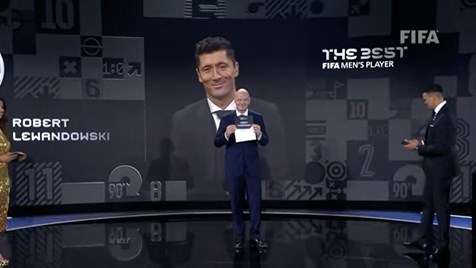 Robert Lewandowski é eleito o melhor jogador do mundo no Fifa the