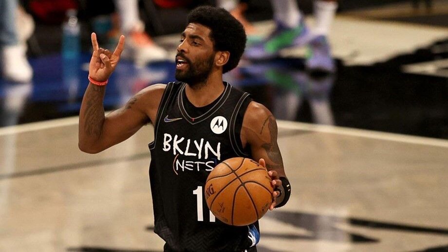 Estreia do negacionista Kyrie Irving