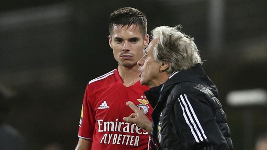 Jorge Jesus sugeriu venda de Weigl