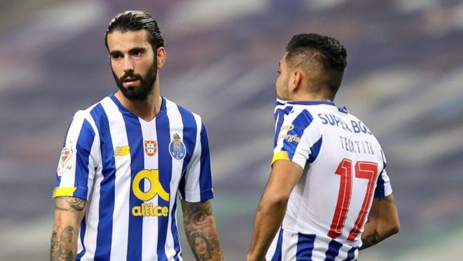 Saldos de janeiro são raridade na loja do Dragão... até agora: o mercado de inverno atípico no FC Porto