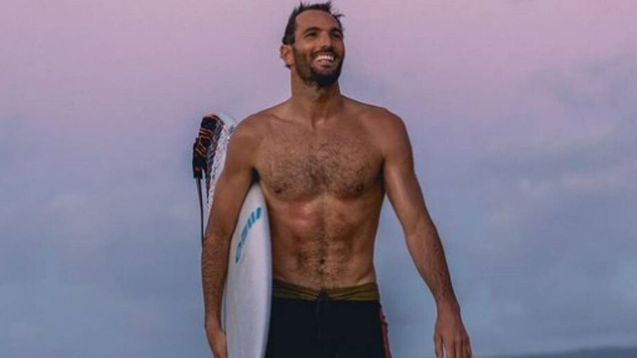 Frederico Morais na ronda 3 em Pipeline após superar a repescagem