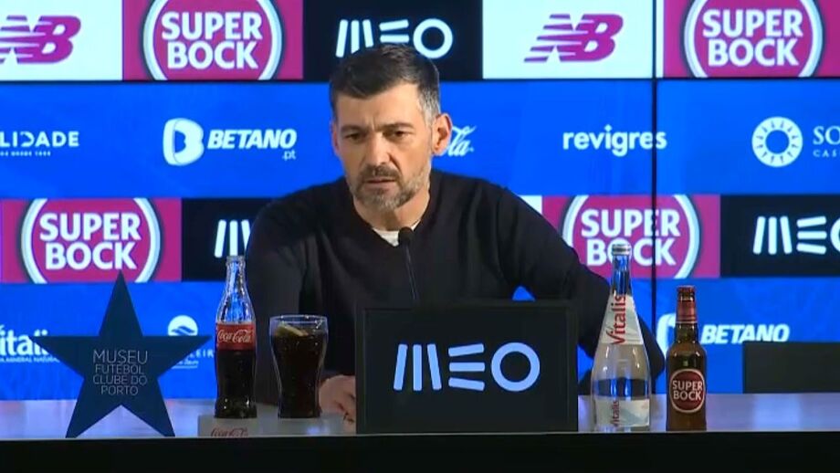 Técnico alemão diz não ficar incomodado com as críticas por parte de alguns adeptos benfiquistas