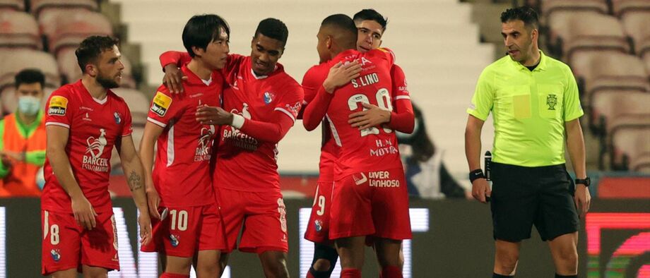 A crónica do Gil Vicente-V. Guimarães, 3-2: meia dose de galo dá poleiro europeu