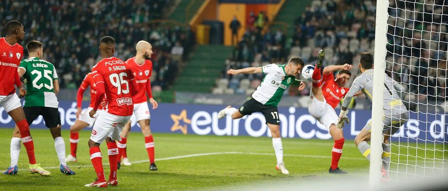 A crónica do Sporting-Santa Clara, 2-1: tempero açoriano em vitória insonsa
