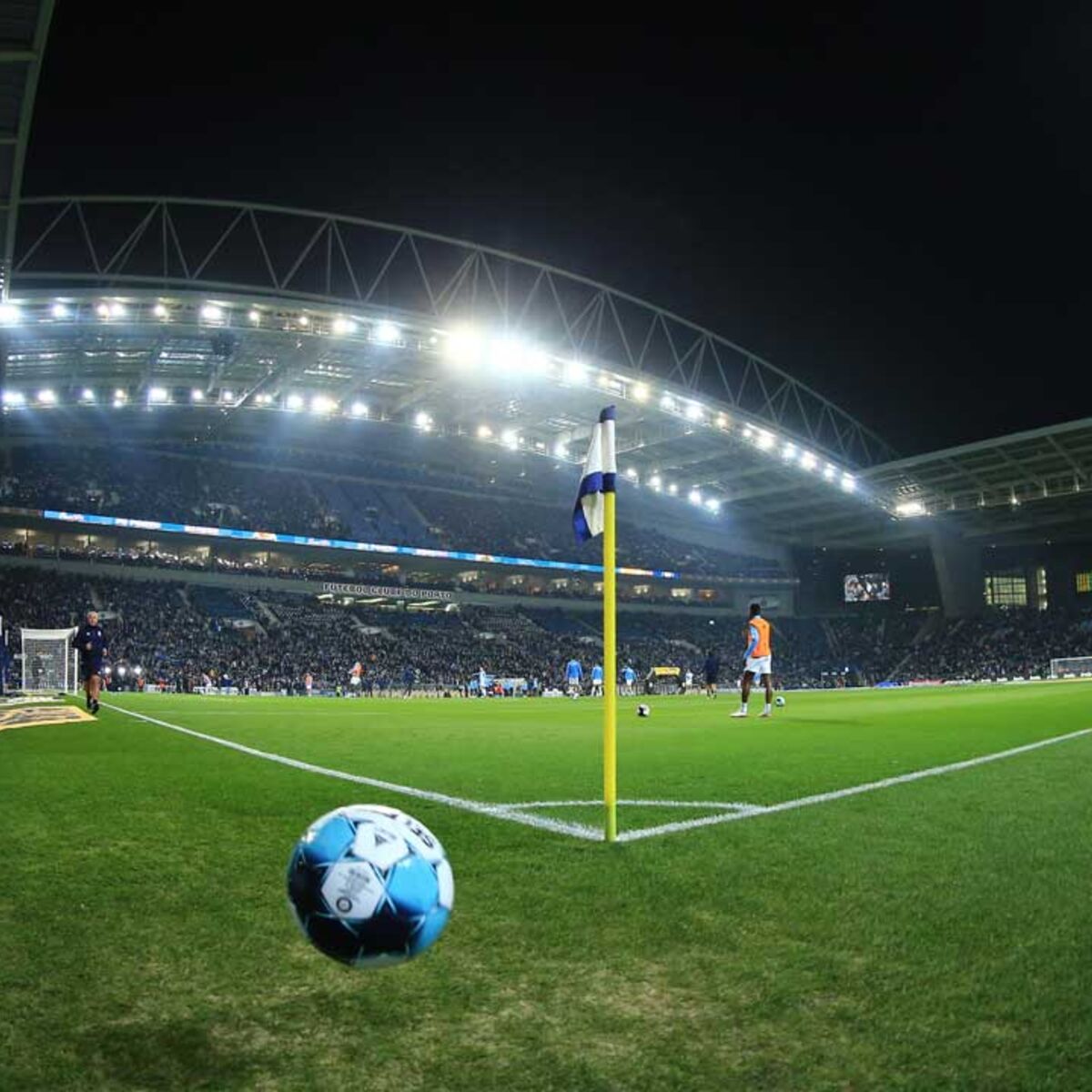 Dragão interditado por dois jogos devido aos incidentes no FC