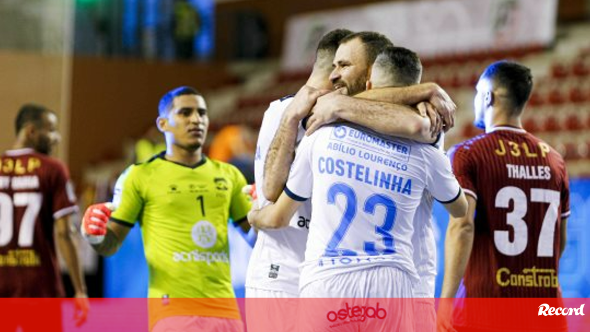 Já estão à venda os bilhetes para as meias-finais e final da Champions de  futsal - UEFA Futsal Champions League - Jornal Record