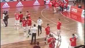 A festa do Benfica no Pavilhão da Luz após a vitória no dérbi de voleibol