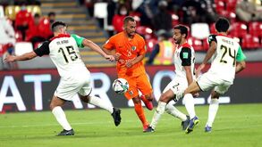 Al Jazira de Keizer marca encontro com Al Hilal de Jardim