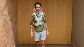 Egan Bernal volta a caminhar após brutal acidente de 24 de janeiro 