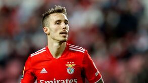 Grimaldo foi caso raro após recuperar de Covid-19