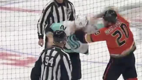 A cena de pancadaria que animou a noite de jogos da NHL