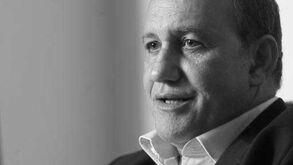 Morreu Artur Albarran
