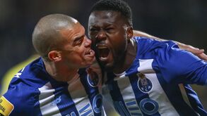 Pepe é o fiel escudeiro mas Mbemba é o fiel da balança