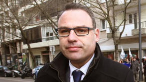 Presidente da Câmara do Seixal vai 