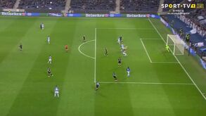 Sociedade Martínez-João Mário volta a atacar: assim foi o segundo golo do FC Porto à Lazio