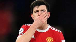 Maguire e a alegada 'guerra' com Ronaldo por causa da braçadeira: «Esta tenho de esclarecer...»