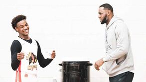 LeBron James: «Vou jogar com o meu filho na minha última época. Seja em que equipa for»