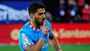 Textor e uma possível transferência de Suárez para o Botafogo: «Não é verdade, mas seria divertido...»