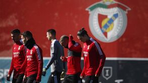 Benfica afina equipa para o jogo com o Ajax