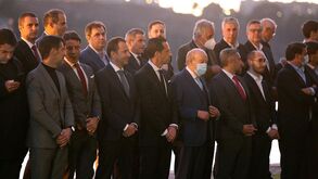 Pedro Proença entre Varandas e Pinto da Costa: as imagens da 'foto de família' e dos bastidores da Cimeira de Presidentes