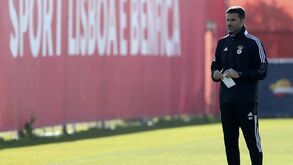 Nélson Veríssimo e a oscilação exibicional do Benfica: «Eu não diria assim tanto»
