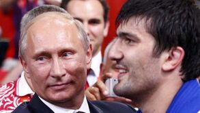 Putin e as relações com o desporto: da desconfiada 