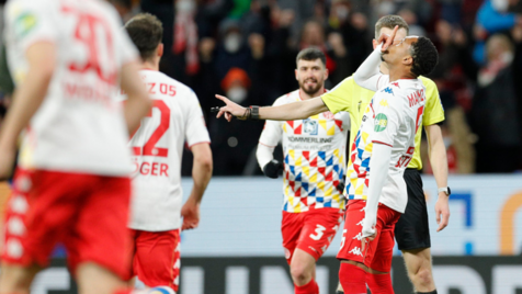 Mainz vence Bayer Leverkusen e sobe ao sétimo lugar na Bundesliga