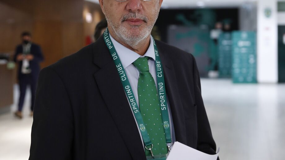 Rogério Alves lidera MAG
