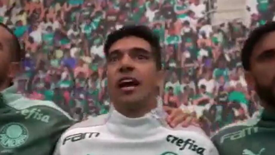 Treinador português dá voz ao novo 'hino'