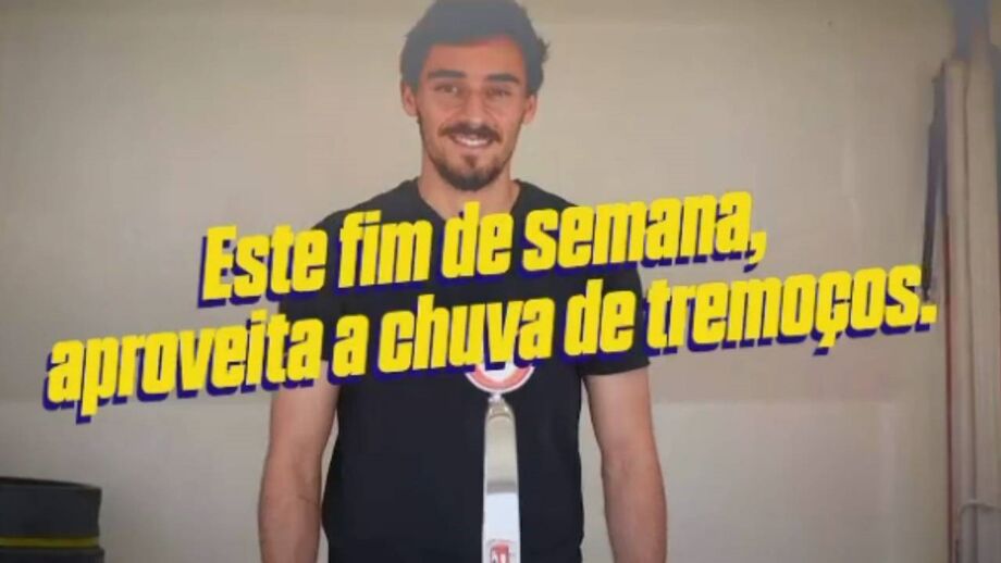 Por 5 euros adeptos têm a cerveja, um saco com os aperitivos e o ingresso para o jogo de amanhã com o Tondela