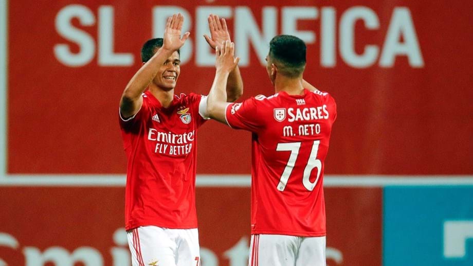 Benfica B-Farense, 3-0: águias Firmes Na Luta Com O Casa Pia - 2ª Liga ...