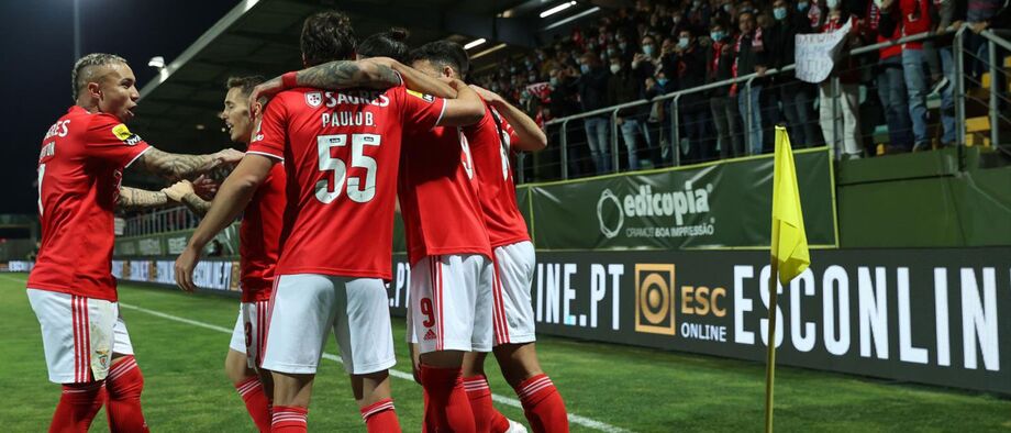 A crónica do Tondela-Benfica, 1-3: trio ternura volta a ‘roubar’ vitórias  