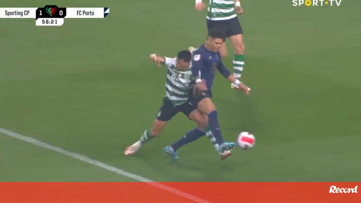 Cartões e penáltis perdoados? Os lances polémicos do Sporting-FC Porto