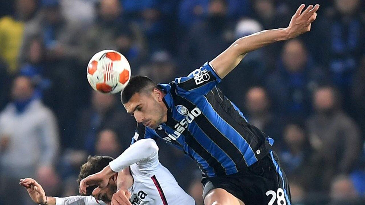 Merih Demiral, ex-Sporting, está na lista