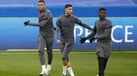 Mbappé, Hakimi e Nuno Mendes no treino