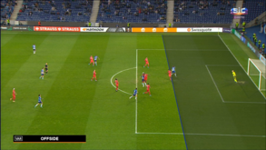 Mbemba marcou aos 90'+5 mas lance foi anulado: veja as imagens