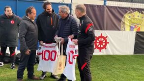 Seleção turca ofereceu este presente ao presidente do Gondomar