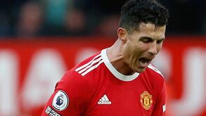 Berbatov sai em defesa de Cristiano Ronaldo: «Aos 37 anos de vez em quando pode jogar mal»