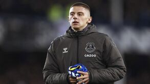 Mykolenko arrasa Dzyuba: «Enquanto ficas calado, seu c..., inocentes estão a ser assassinados»