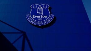 Everton suspende contratos de patrocínio com empresas russas