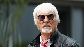 Ecclestone aplaude decisão da FIA sobre Mazepin: «Que raio tem ele a ver com a guerra?»
