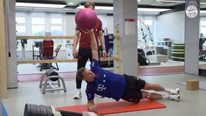 Os bastidores da recuperação da lesão no joelho de Manuel Neuer