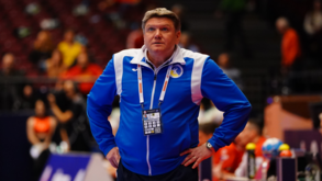 Ex-selecionador ucraniano abandonou equipa russa: «As pessoas morrem e eles a jogar andebol...»