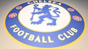 Chelsea reage ao congelamento dos bens de Abramovich e fala em negociações