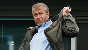 Premier League retira cargo de diretor do Chelsea a Roman Abramovich