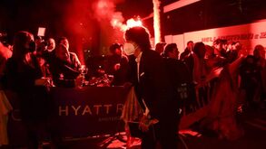 As imagens da calorosa receção ao Benfica na Holanda