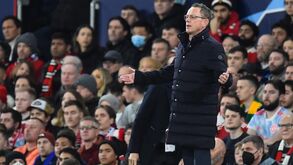 Rangnick: «Há falta sobre Elanga no golo do Atlético Madrid»