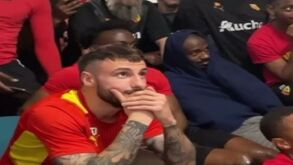 Jonathan Clauss chegou à seleção francesa aos 29 anos, viu tudo pela TV a tremer e foi... a loucura!