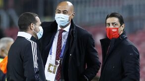 Luisão identifica 
